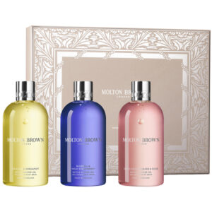 Molton Brown Gift Set Floral & Fruity Body Care Set Bath & Shower Gel (3 x 300 ml) från Molton Brown.